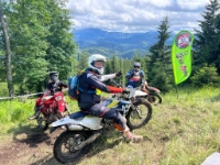 8924cd73-55d9-49c6-82d6-da8778d90882